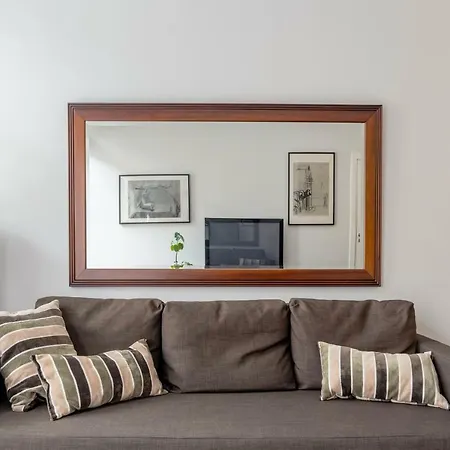 Maironis - Spacious In The Heart Of Apartamento *